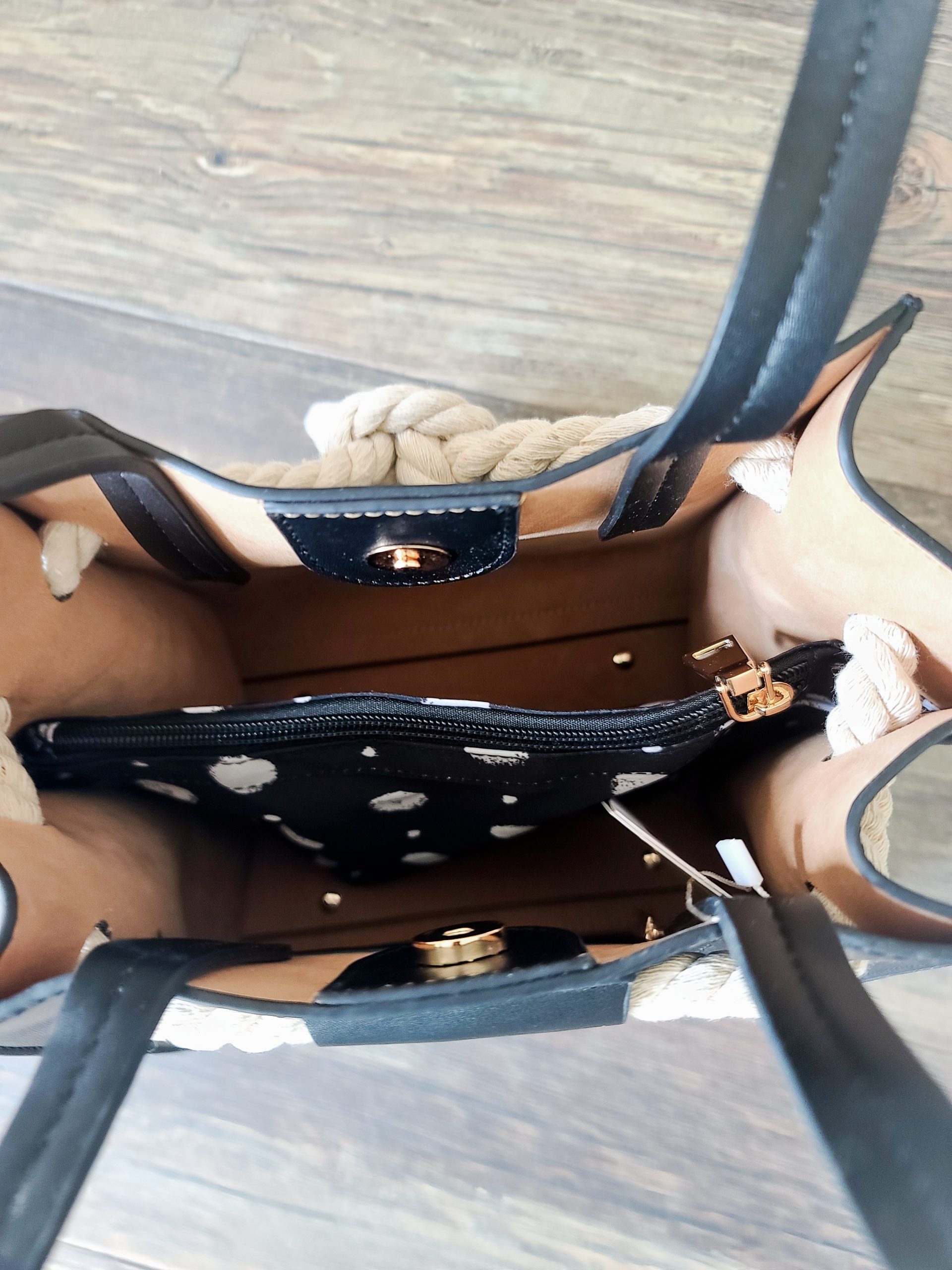 Nerrisa Shoulder Bag - Image 4