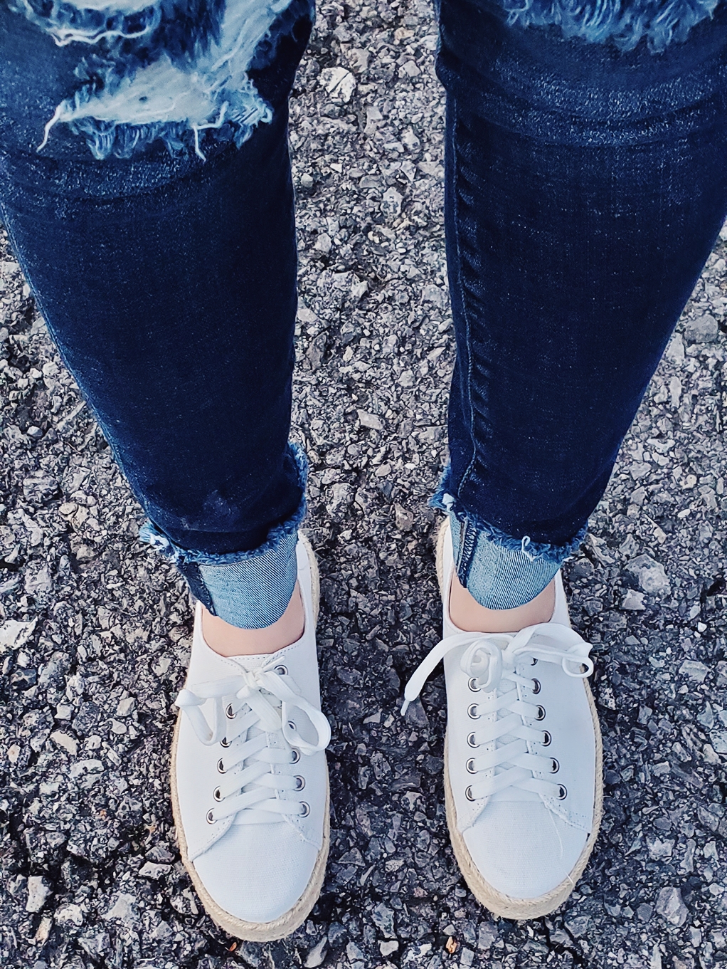 Molly canvas sneakers - Image 2