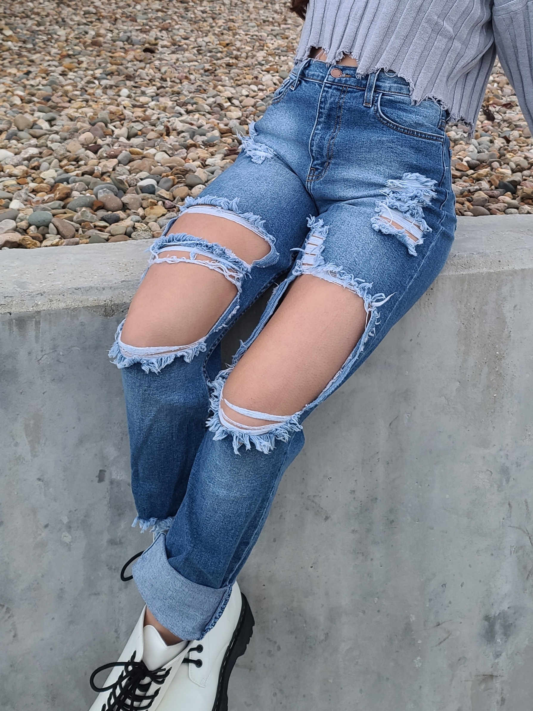 Addison Distressed Mom Jean