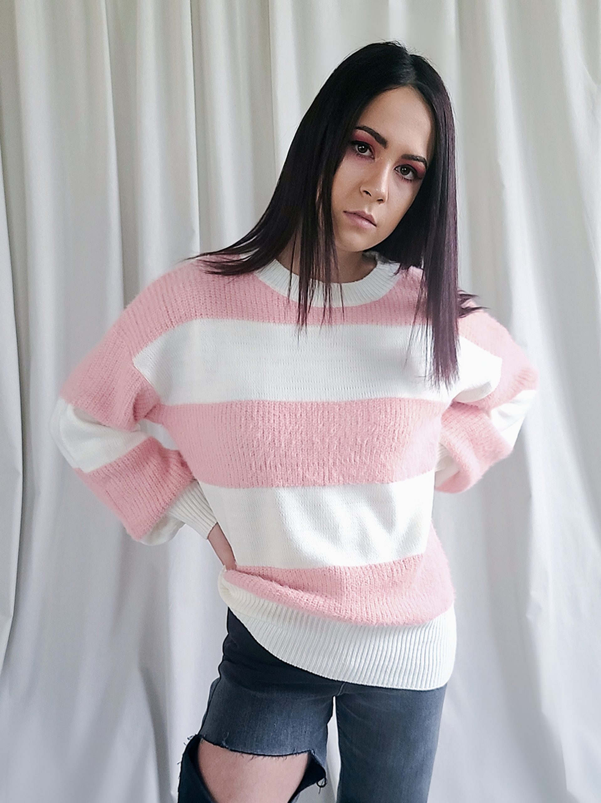 Candy stripes roundneck sweater