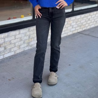 Skyline Slim Straight Jeans