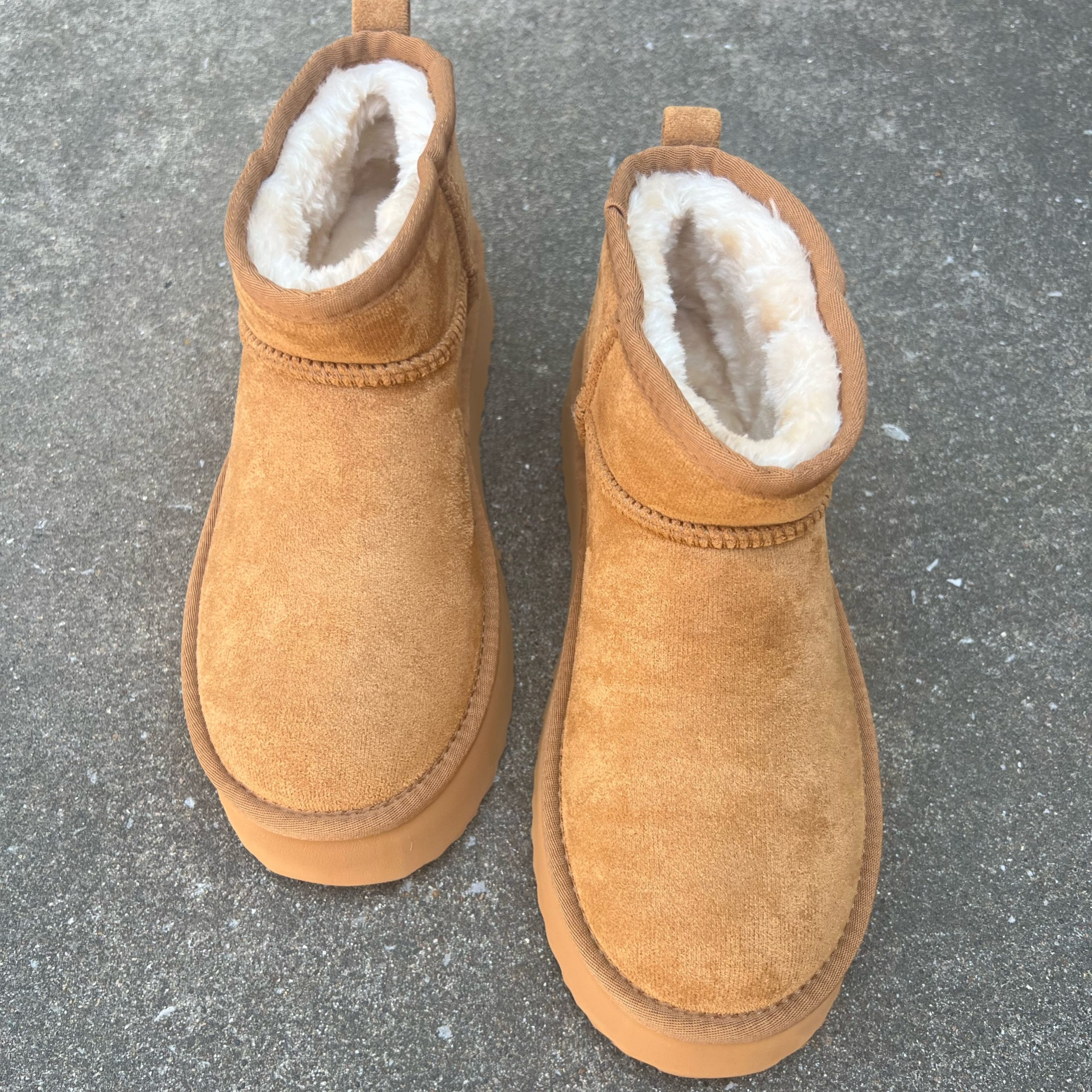 Breckenridge Mini Boots - Image 2
