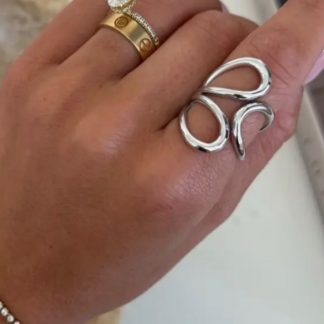 Claire Ring